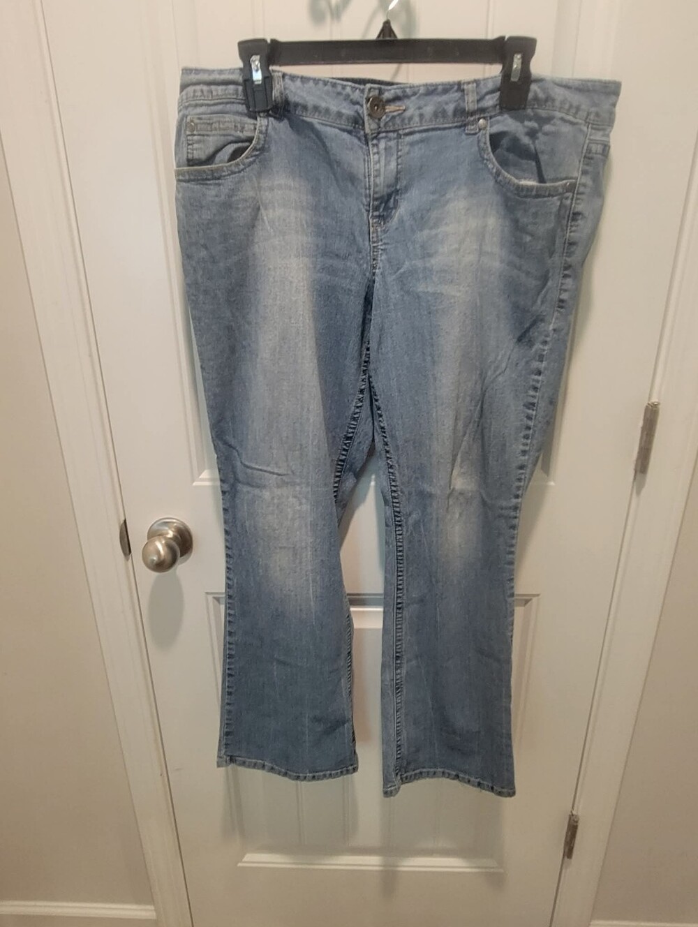 Vintage L.e.i. Ashley Low-rise Bootcut Junior's Size 17 Light Denim Blue Jeans